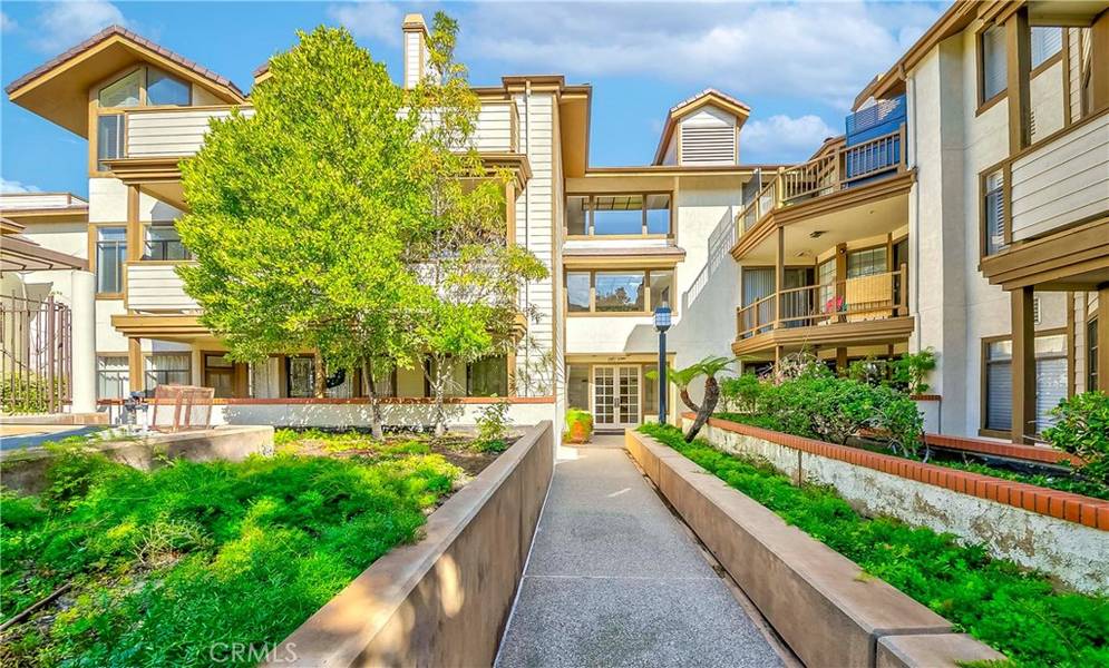 2567 Plaza Del Amo #109, Torrance, CA 90503