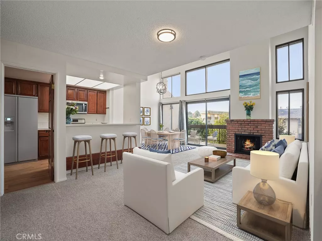 Playa Del Rey, CA 90293,8180 Manitoba ST #302