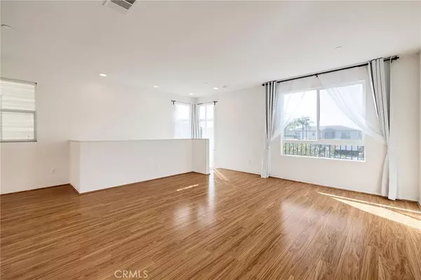 Hawthorne, CA 90250,12013 Acadia CT