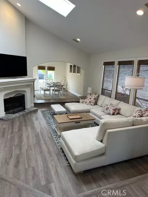 Manhattan Beach, CA 90266,1012 11th