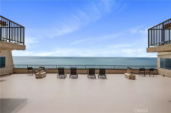 Redondo Beach, CA 90277,555 Esplanade #320