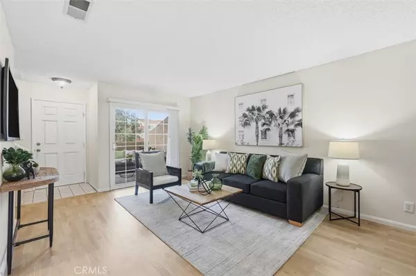 Torrance, CA 90503,3101 Plaza Del Amo #8