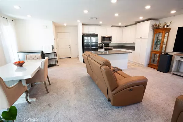 Fontana, CA 92336,7155 Citrus AVE #381