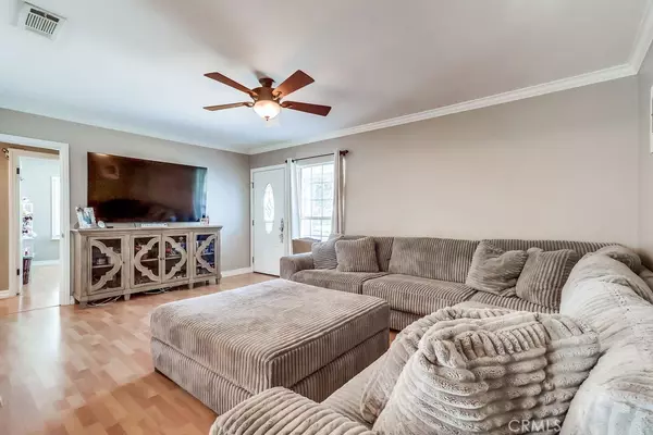 Lakewood, CA 90712,5202 Fidler