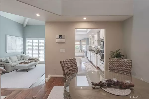 Manhattan Beach, CA 90266,1 Santa Rosa CT