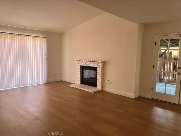 Lancaster, CA 93536,44333 Albeck