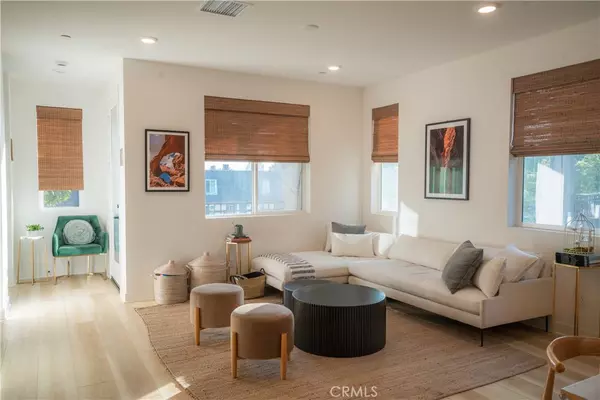 Santa Fe Springs, CA 90670,11753 Florence Ave #1