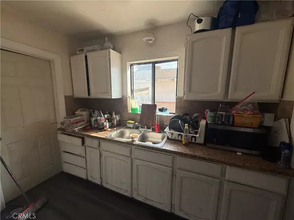 Wilmington, CA 90744,1057 N Neptune