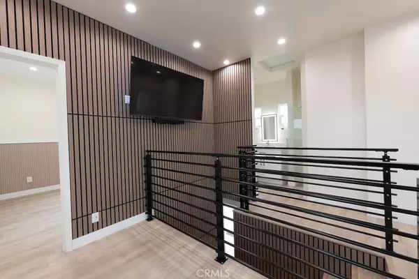 Torrance, CA 90504,3242 W 187 th Street