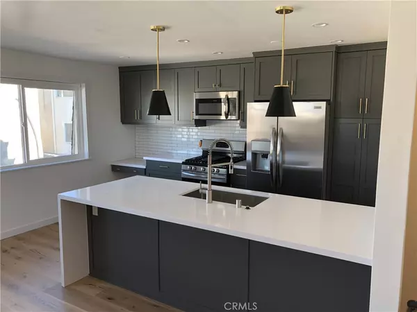 Manhattan Beach, CA 90266,200 39th ST