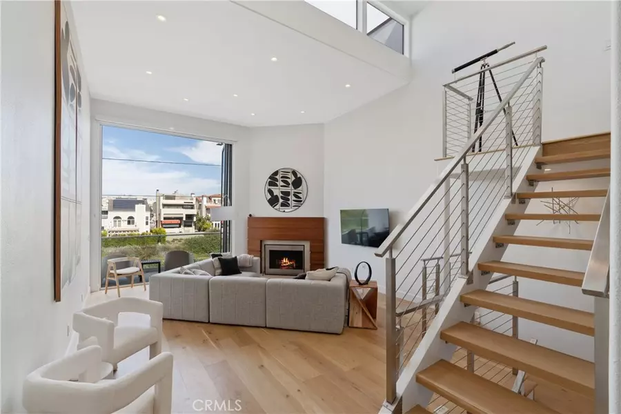 30 Reef ST #3, Marina Del Rey, CA 90292