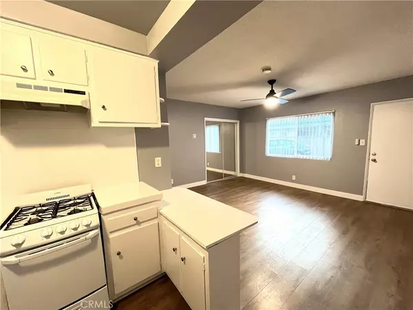 Hawthorne, CA 90250,4750 W Broadway #E