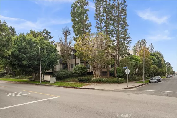 Playa Del Rey, CA 90293,8675 Falmouth #321