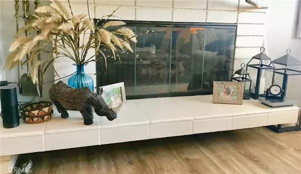 Manhattan Beach, CA 90266,334 11th