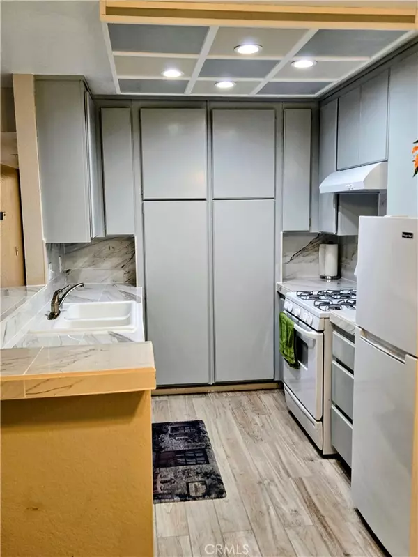 Cathedral City, CA 92234,31200 Landau BLVD