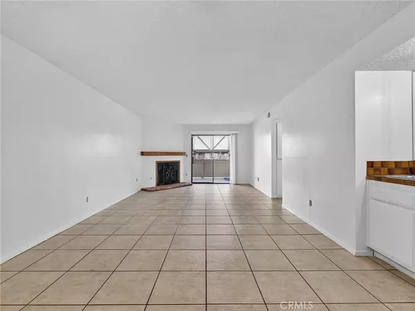 Gardena, CA 90248,1419 W 179th #9