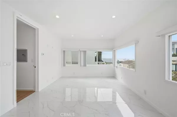 Manhattan Beach, CA 90266,220 39th #B