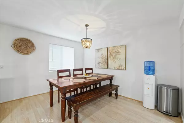 Los Angeles, CA 90066,5000 S Centinela #101