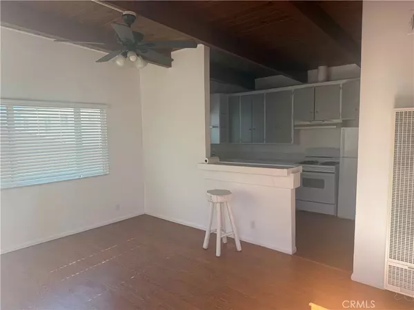 Hermosa Beach, CA 90366,1943 Loma Dr