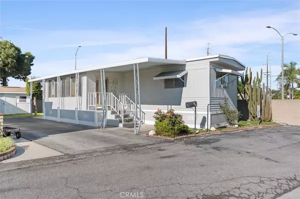 Carson, CA 90745,1502 E Carson ST #105