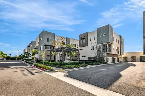 318 Bridgewater #5, Gardena, CA 90247