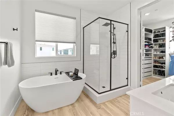 San Pedro, CA 90732,27628 Evergreen PL