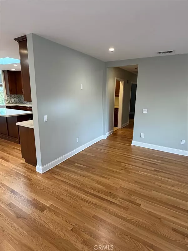 Culver City, CA 90232,4360 Le Bourget