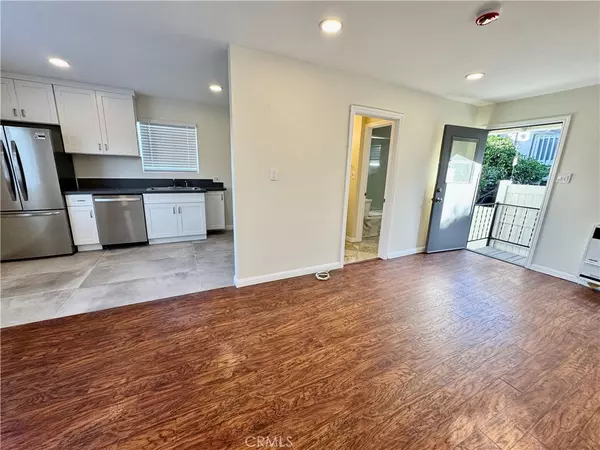 Redondo Beach, CA 90277,821 Avenue A #B