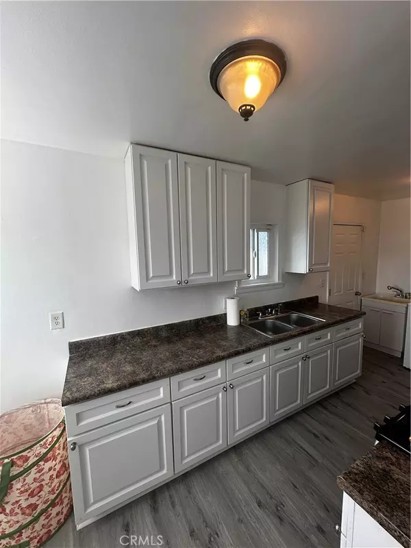 Carson, CA 90745,1047 E Spicer