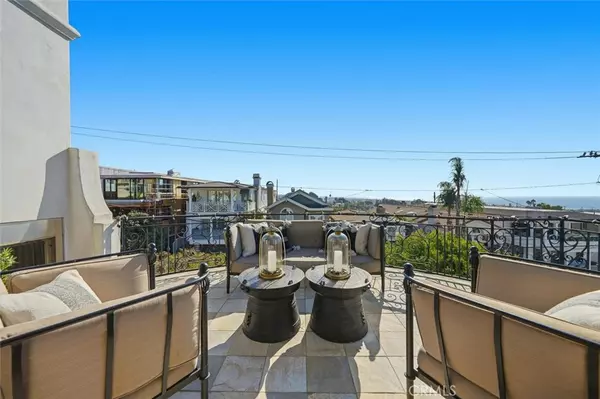 Manhattan Beach, CA 90266,633 12th Street