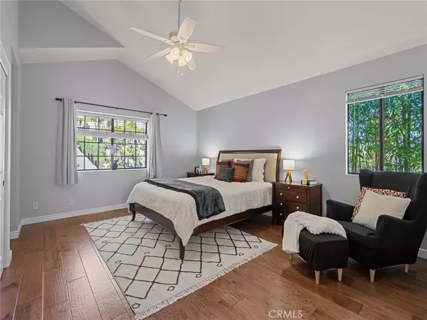 Redondo Beach, CA 90278,1916 Marshallfield LN #A