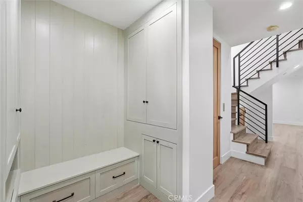 Redondo Beach, CA 90277,617 N Irena AVE #C