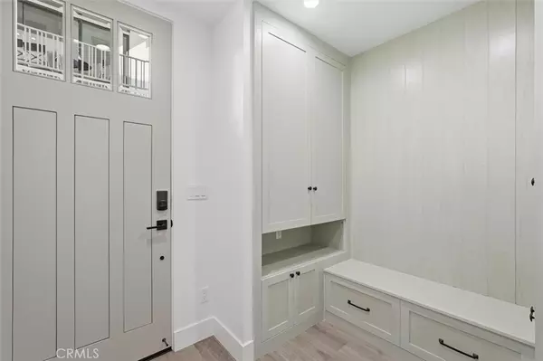 Redondo Beach, CA 90277,617 N Irena AVE #C