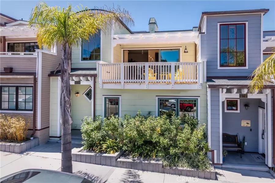371 1st ST, Avila Beach, CA 93424