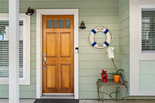 Morro Bay, CA 93442,552 Dunes ST