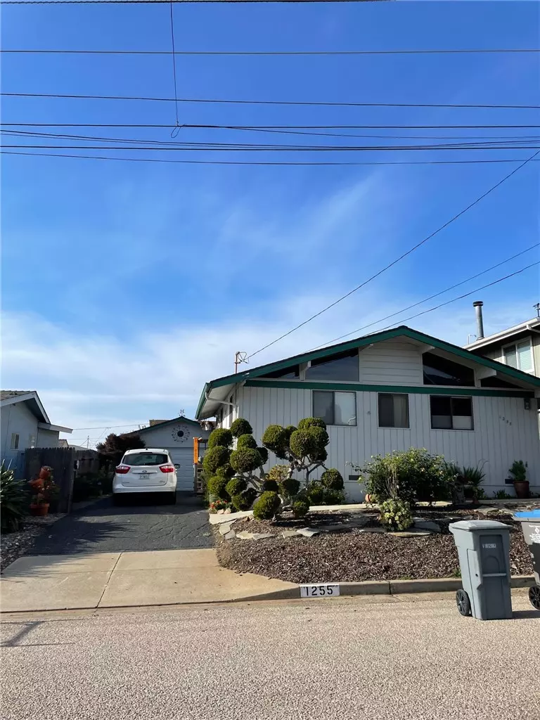 Morro Bay, CA 93442,1255 Hillcrest DR