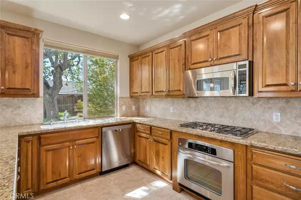 Paso Robles, CA 93446,657 Red Cloud RD