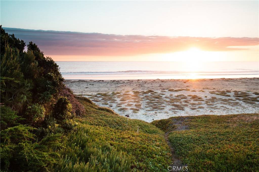 Cayucos, CA 93430,0 Studio DR