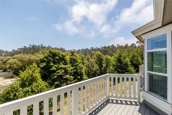 Cambria, CA 93428,1460 Main #118