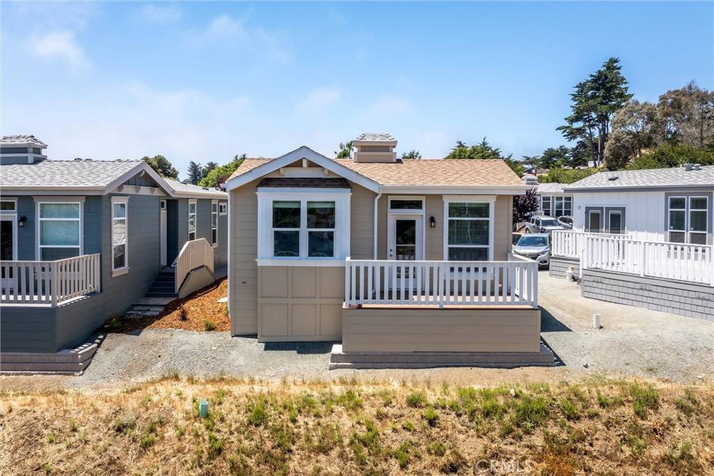 Cambria, CA 93428,1460 Main #118