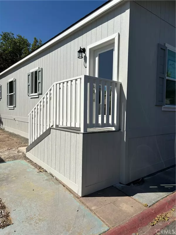 Paso Robles, CA 93446,140 Paloma DR #140