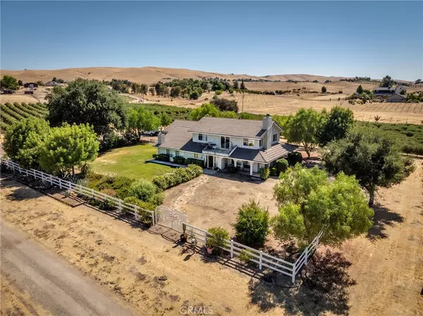Paso Robles, CA 93446,5055 Rancho La Loma Linda DR