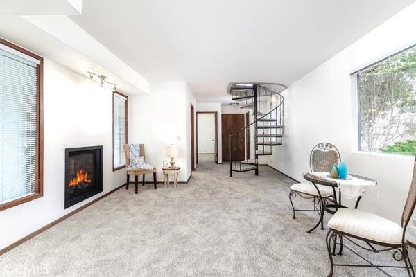 398 Gaines ST,  Cambria,  CA 93428