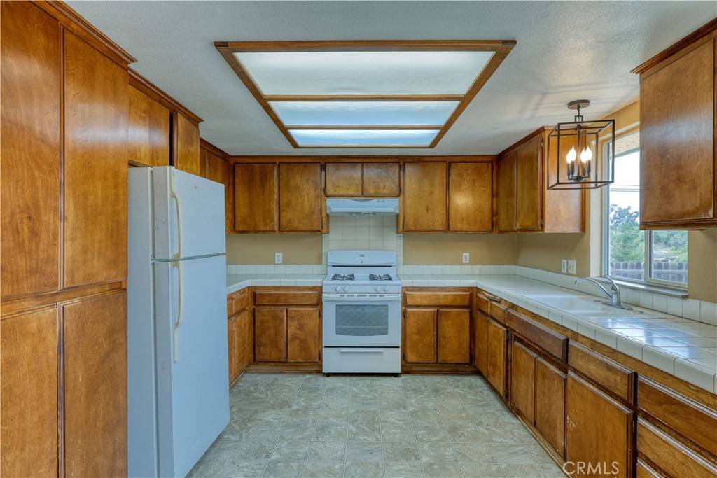 Nipomo, CA 93444,501 Robert Court
