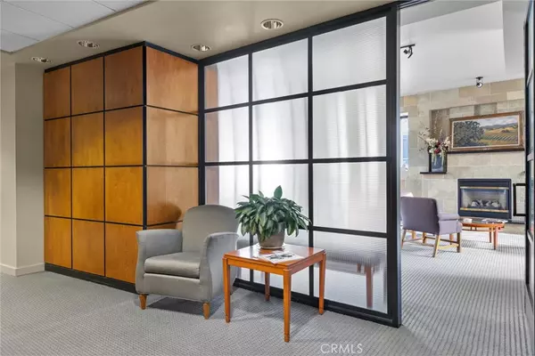 San Luis Obispo, CA 93401,1102 Laurel LN