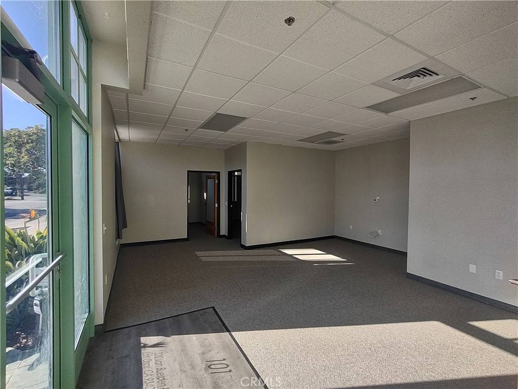 Los Osos, CA 93402,1320 Van Beurden Dr. #101