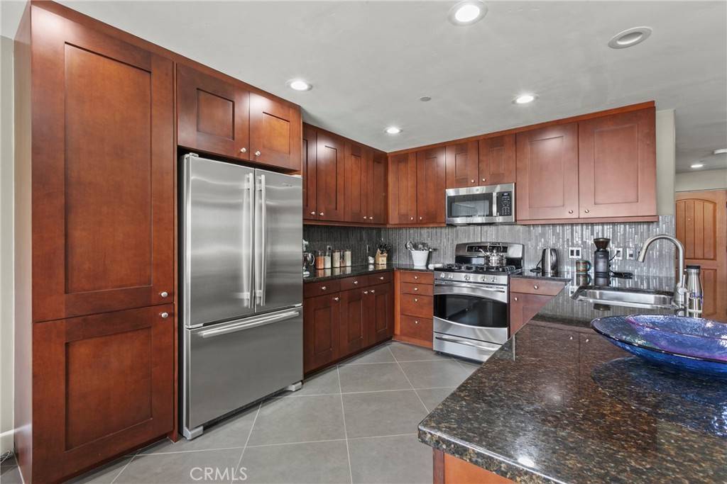 Morro Bay, CA 93442,600 Morro Bay BLVD #303