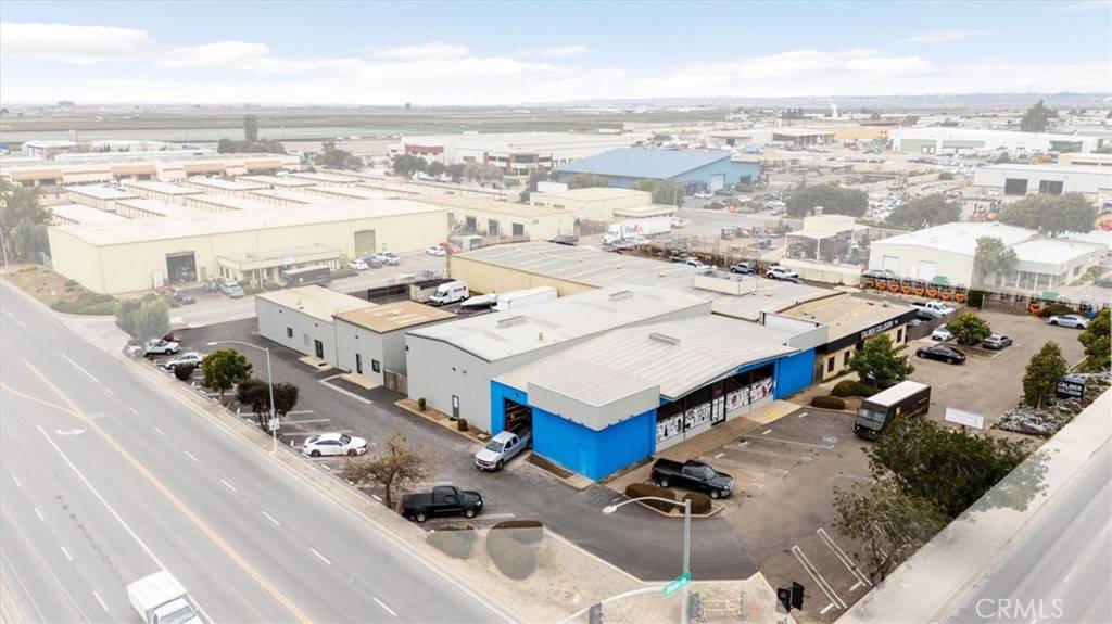 Santa Maria, CA 93458,1213 S. Blosser RD