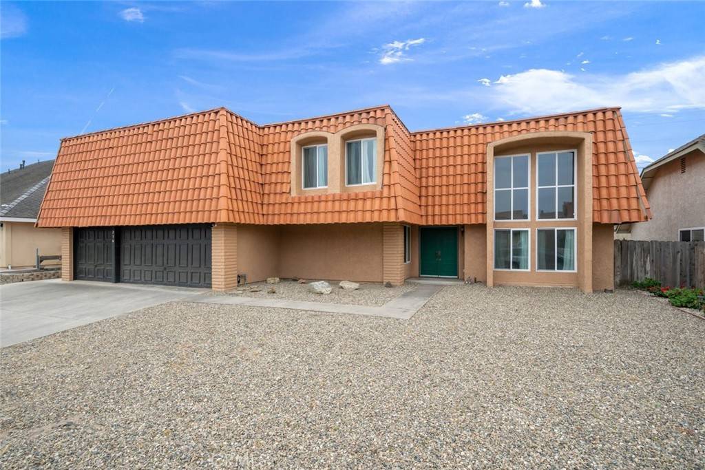 Santa Maria, CA 93455,216 Larkspur Drive