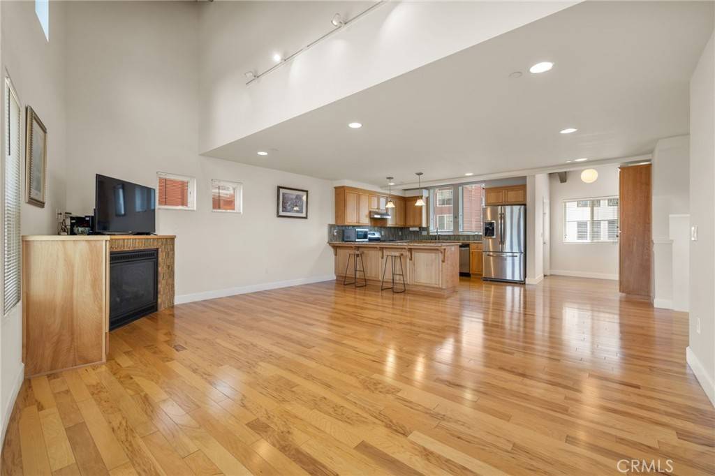 1210 Southwood DR, San Luis Obispo, CA 93401